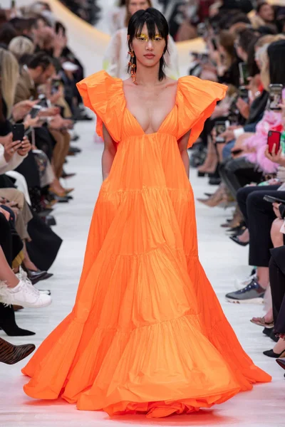Look 76